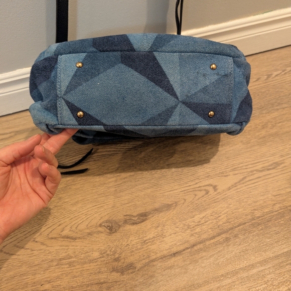 Aimee Kestenberg Blue Geometric Crossbody Bag - Picture 10 of 14